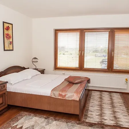 Pensiune Casa Canter Napoca 3*
