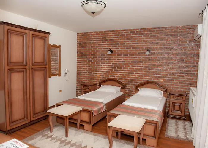 Casa Canter Napoca Pensiune